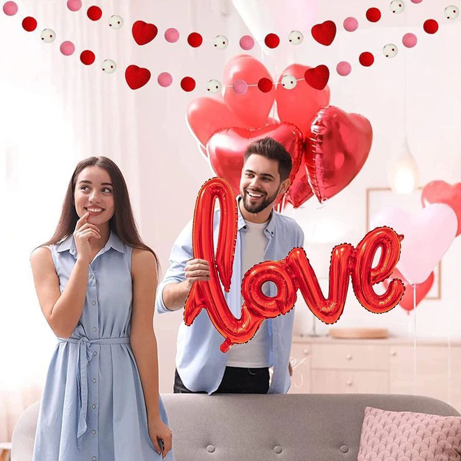 Набір LOVE з повітряними кулями та пелюстками для святкового декору DK049 DK049 фото