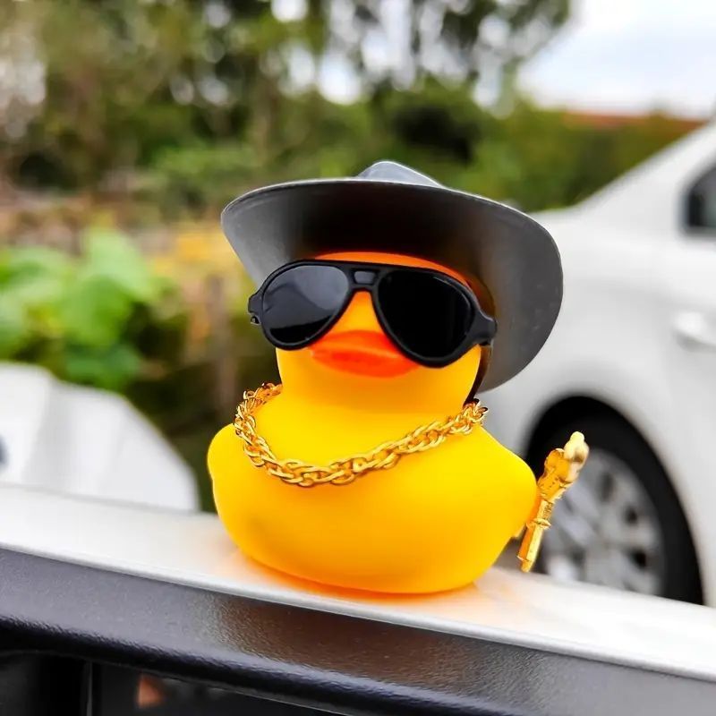 Гумова качечка у капелюсі та окулярах Crazy Duck на торпеду Podarkus AD014-7 AD014-7 фото